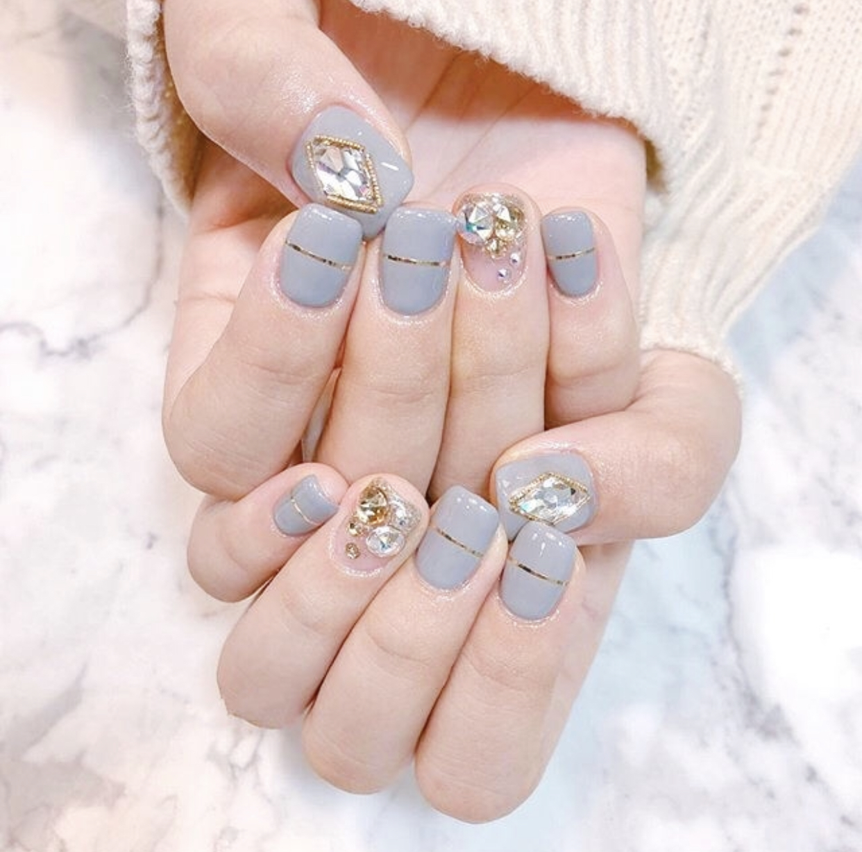 简约高级珍珠钻石美甲,钻石美甲款式简约