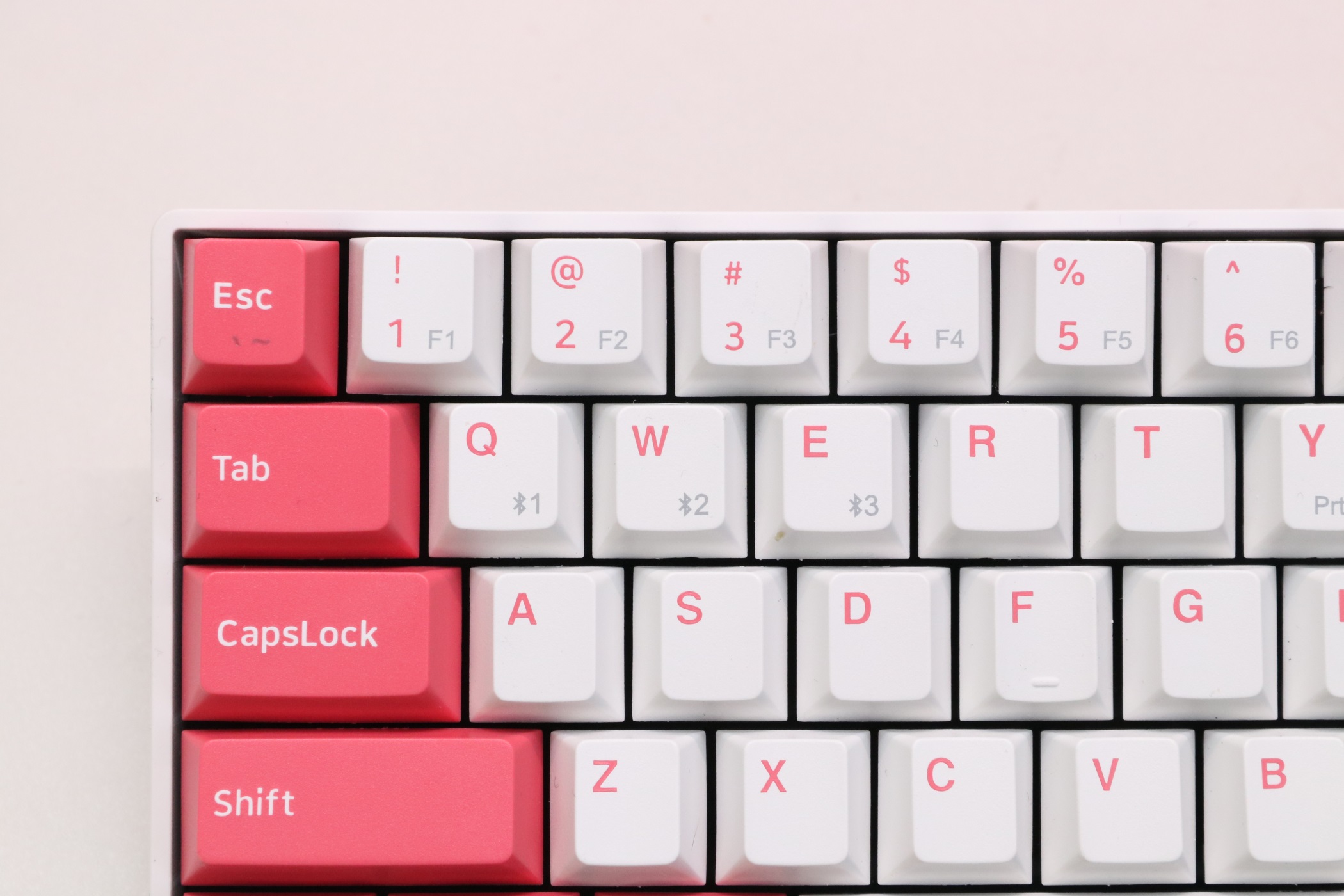 性价比超高的超薄无线键盘,性价比热插拔机械键盘推荐