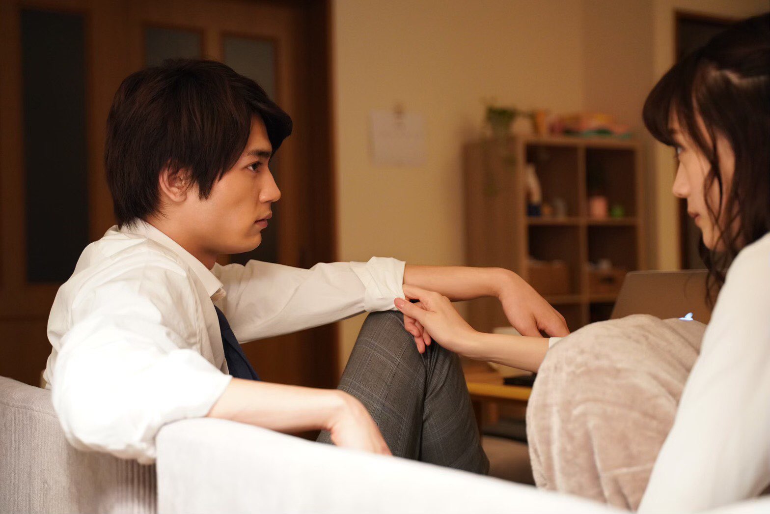 情感咨询师怎么放下一个人,寻求心理咨询师情感挽回的几率