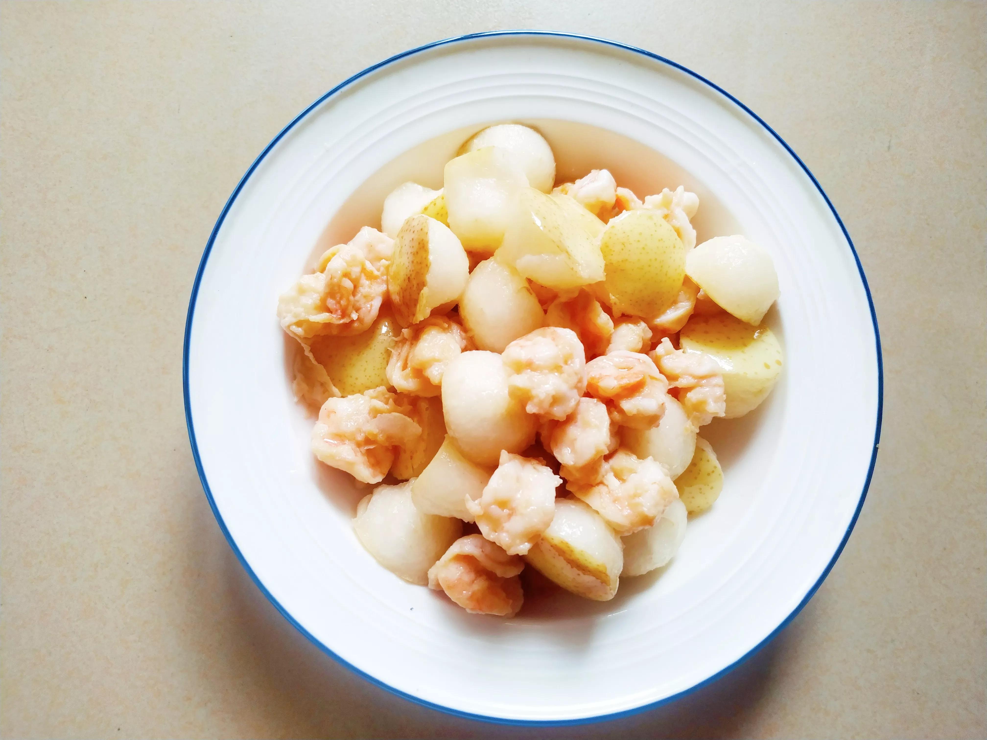 中秋节将至，记得给家人做道“球”，钙含量丰富，寓意团圆不分离