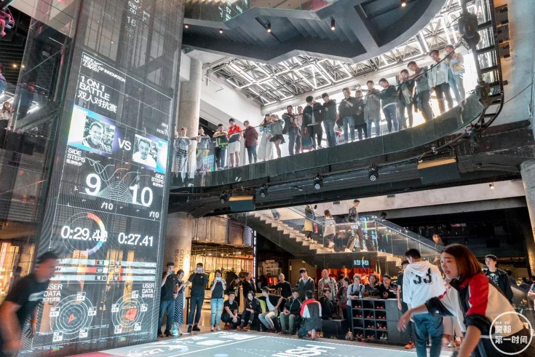 全球首家！耐克开了个新零售体验店！帅到炸