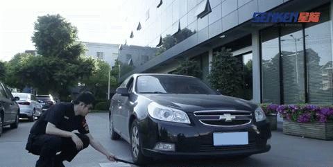 单警装备甩棍功能,单警装备的甩棍使用及训练