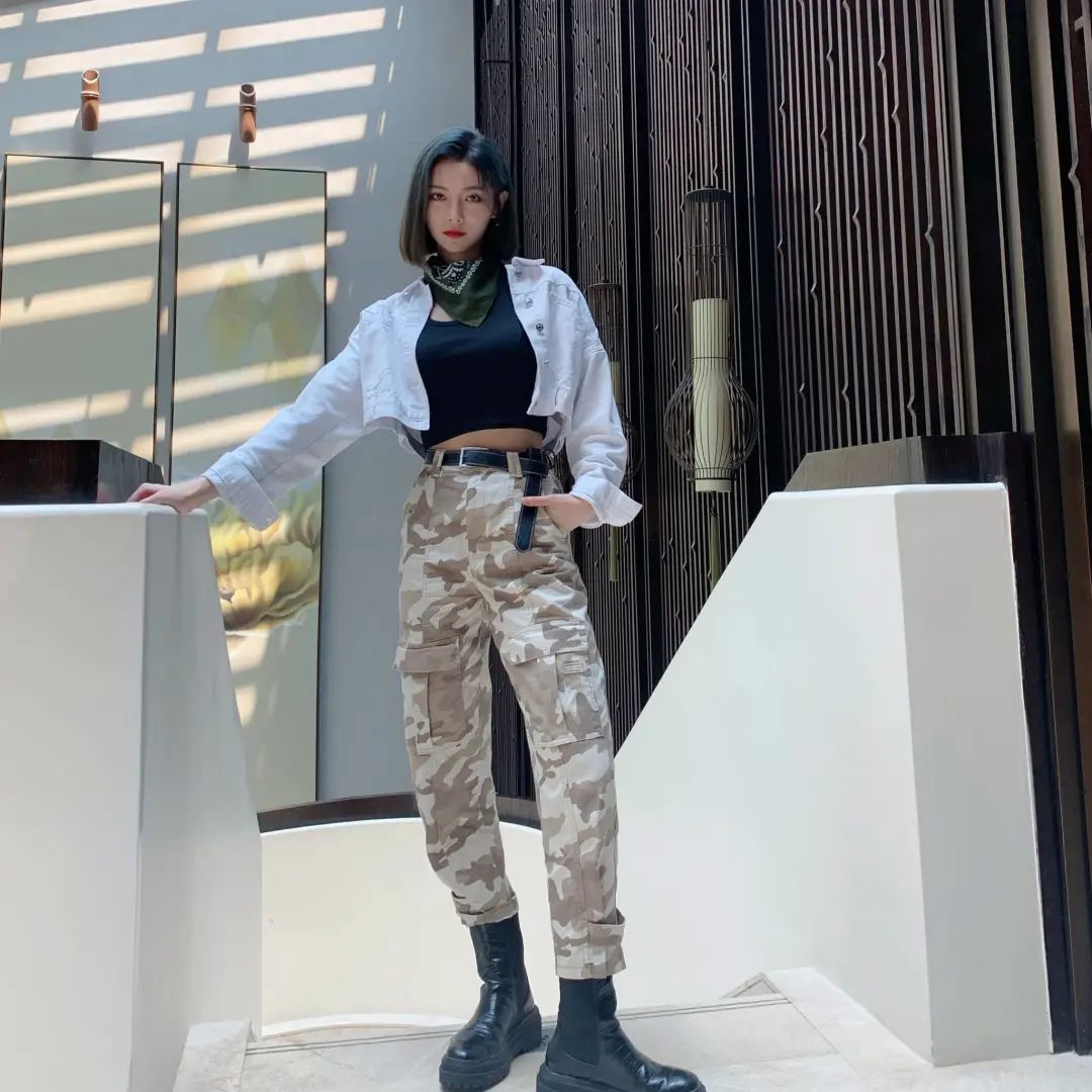 jennie甜酷风穿搭,jennie新造型lisa同款穿搭