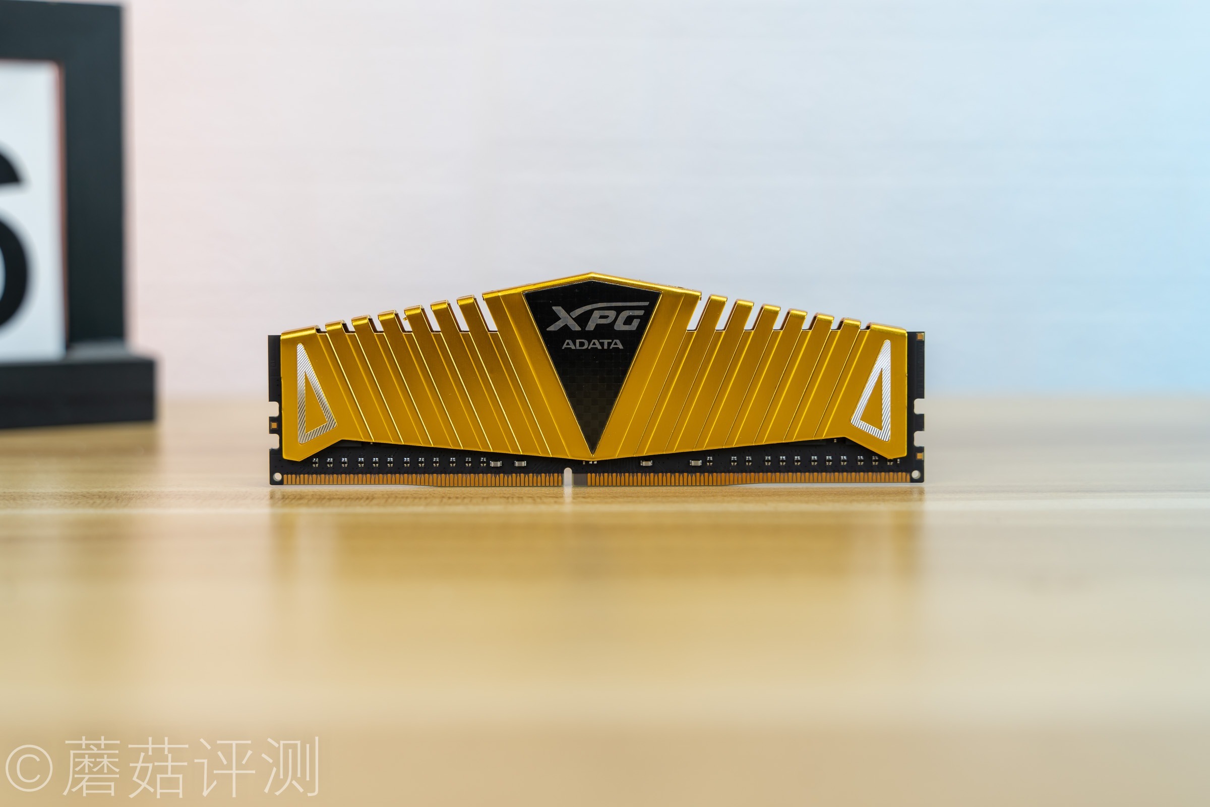 威刚xpg威龙z1ddr4,威刚xpgz1白色内存条