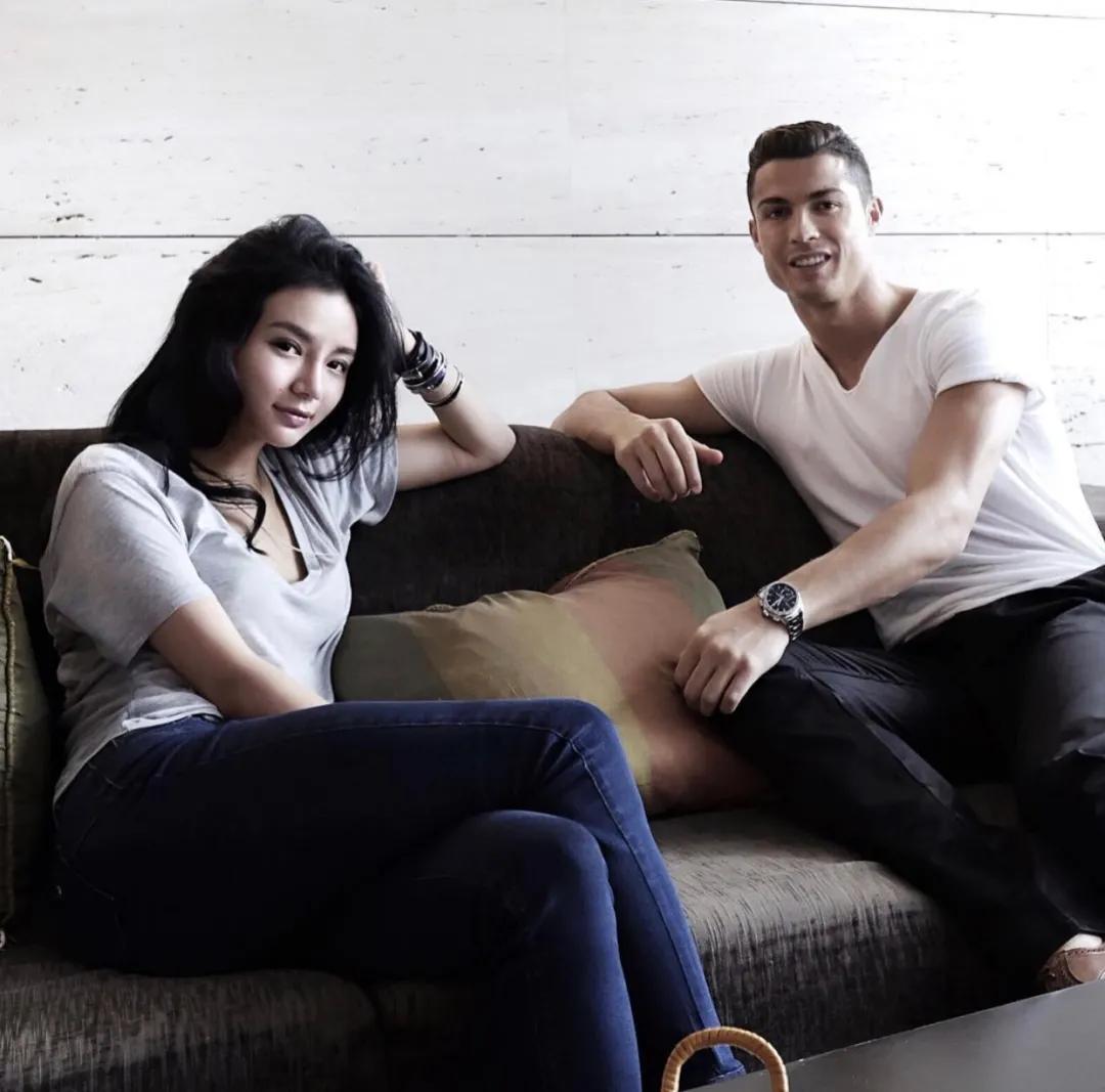 邓丽君心酸坎坷的一生,邓丽君经历过几次婚姻