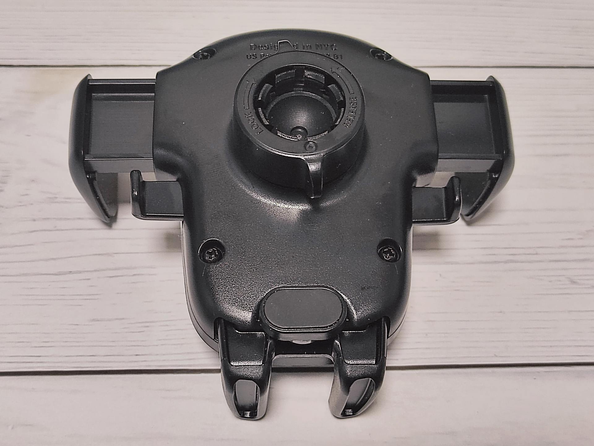 iottie支架评测,iottie车载支架宝马