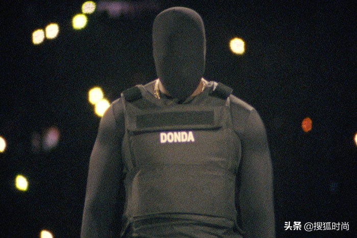 卡戴珊与侃爷大婚,卡戴珊为前夫侃爷庆生