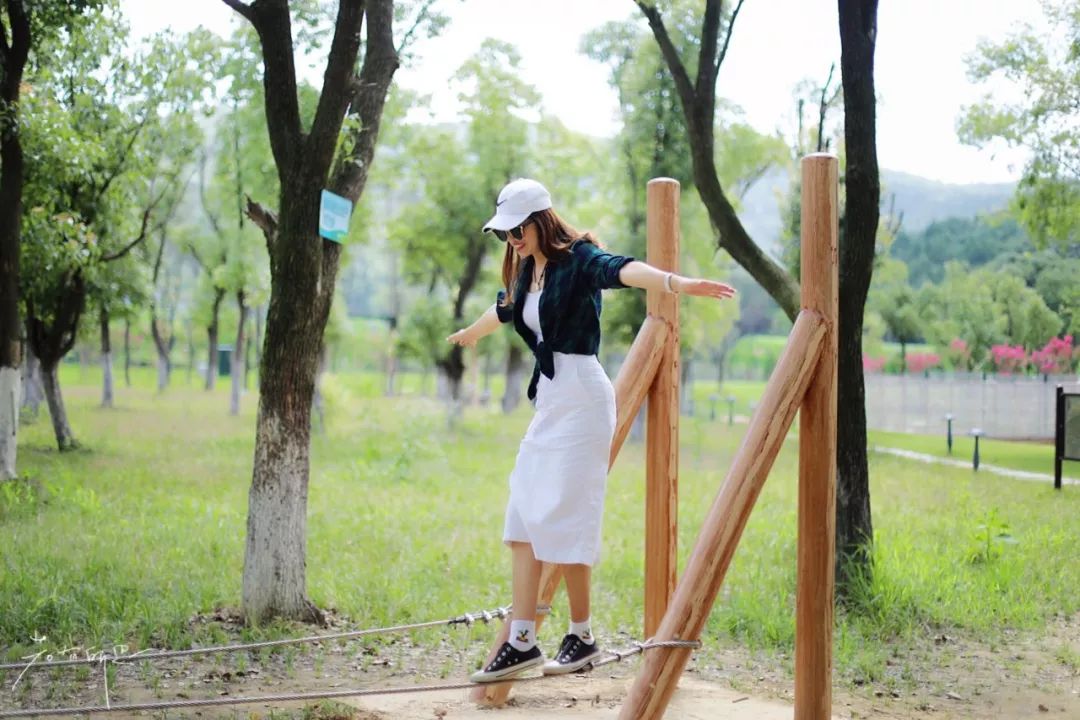 房车露营旅行推荐,自驾出游露营野炊房车营地