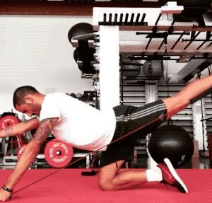 健身如何选动作,足球运动健身动作有哪些