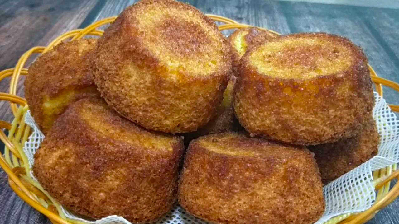 老式无糖鸡蛋糕教学视频,无水无油老式鸡蛋糕的做法