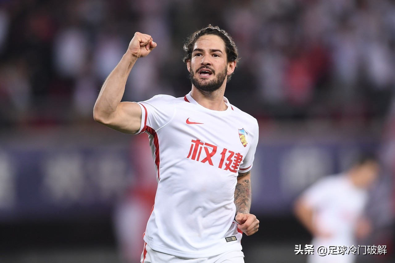 意甲联赛ac米兰对尤文图斯,意甲AC米兰2-4不敌蒙扎