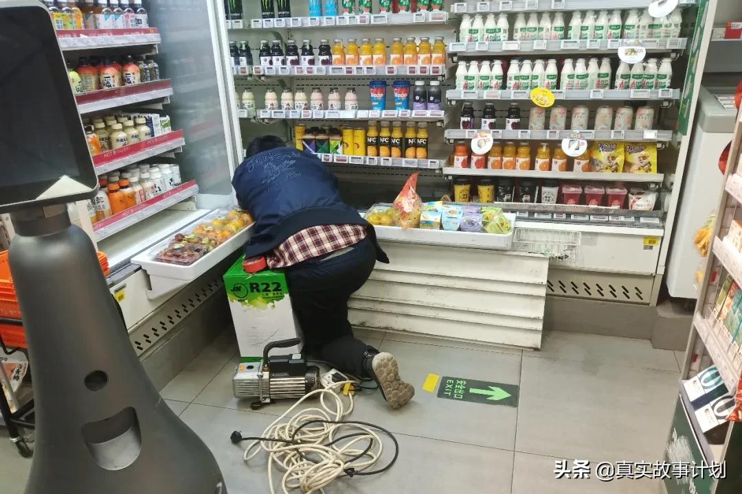 你见过北京的凌晨吗?一线城市的情绪,藏在24小时营业的便利店里