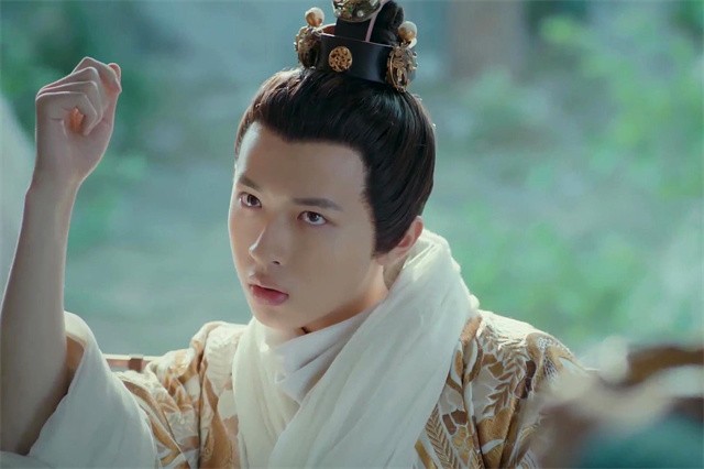 皇帝连夜召姑姑入宫,皇帝深夜召见姑母进宫