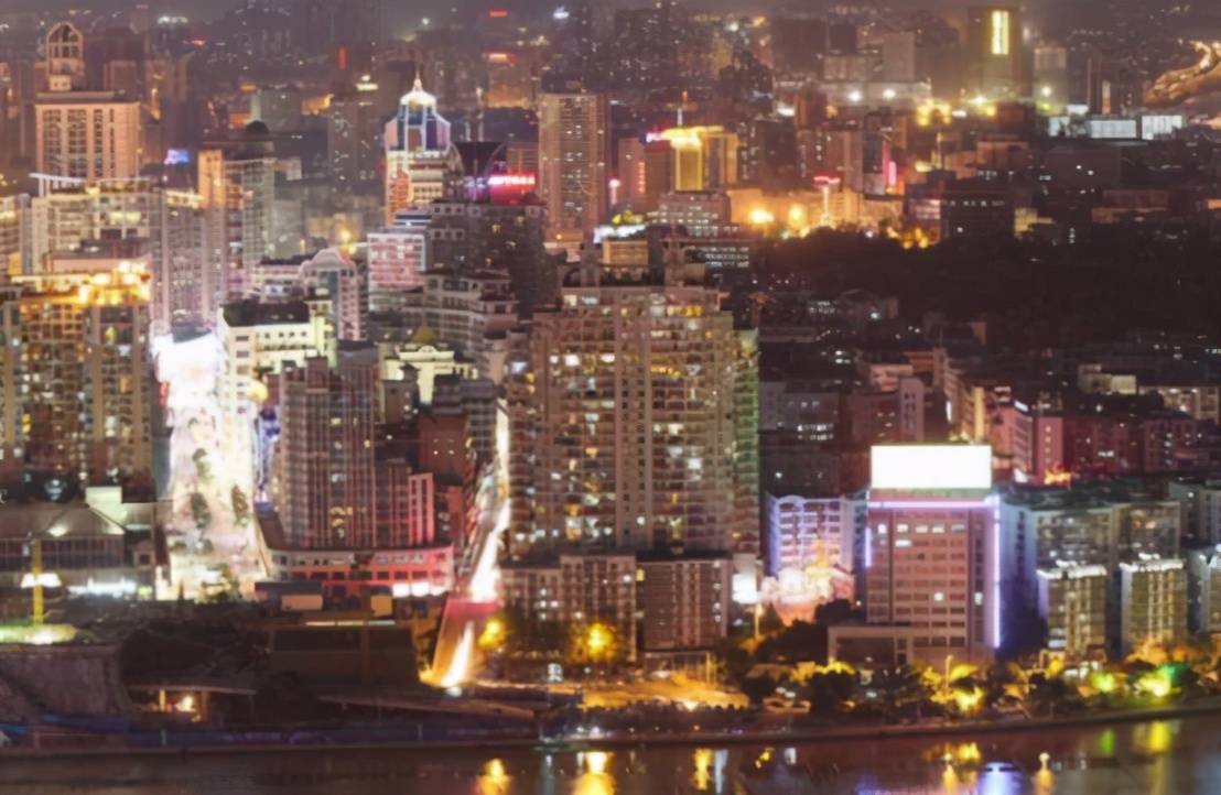 百色贵族学校一年学费多少,广西百色市右江区高级中学学费