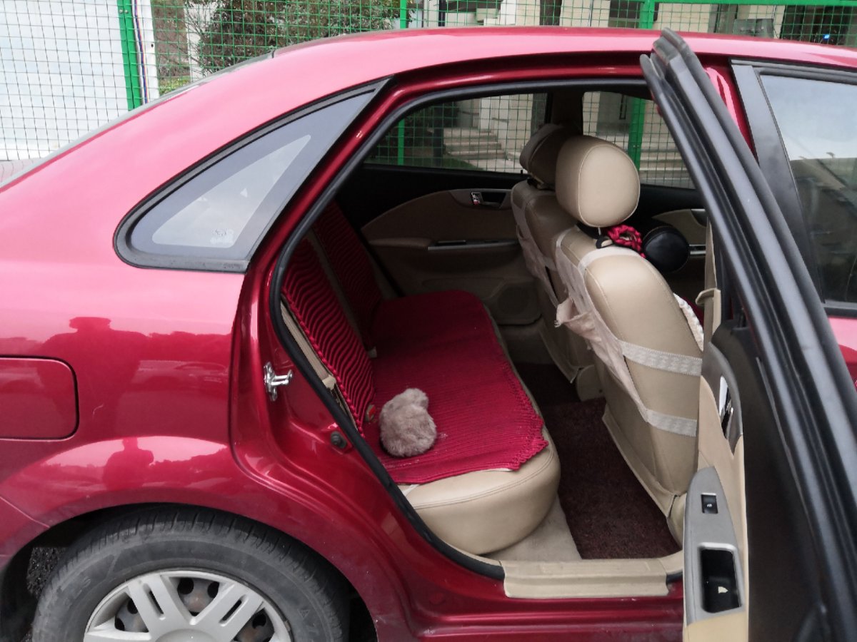 别克凯越4万到5万元自动挡高配,全新别克凯越4万起售