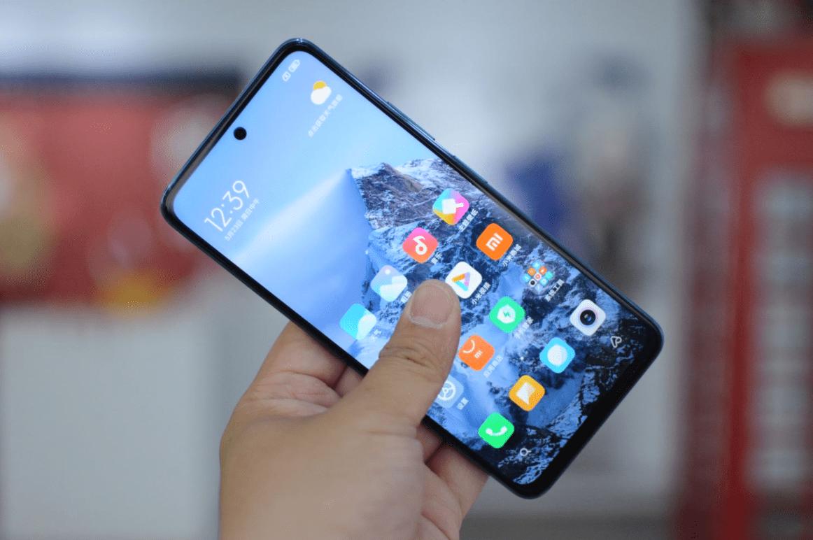 lcd屏手机有什么优点,为什么很多人选择lcd屏幕手机