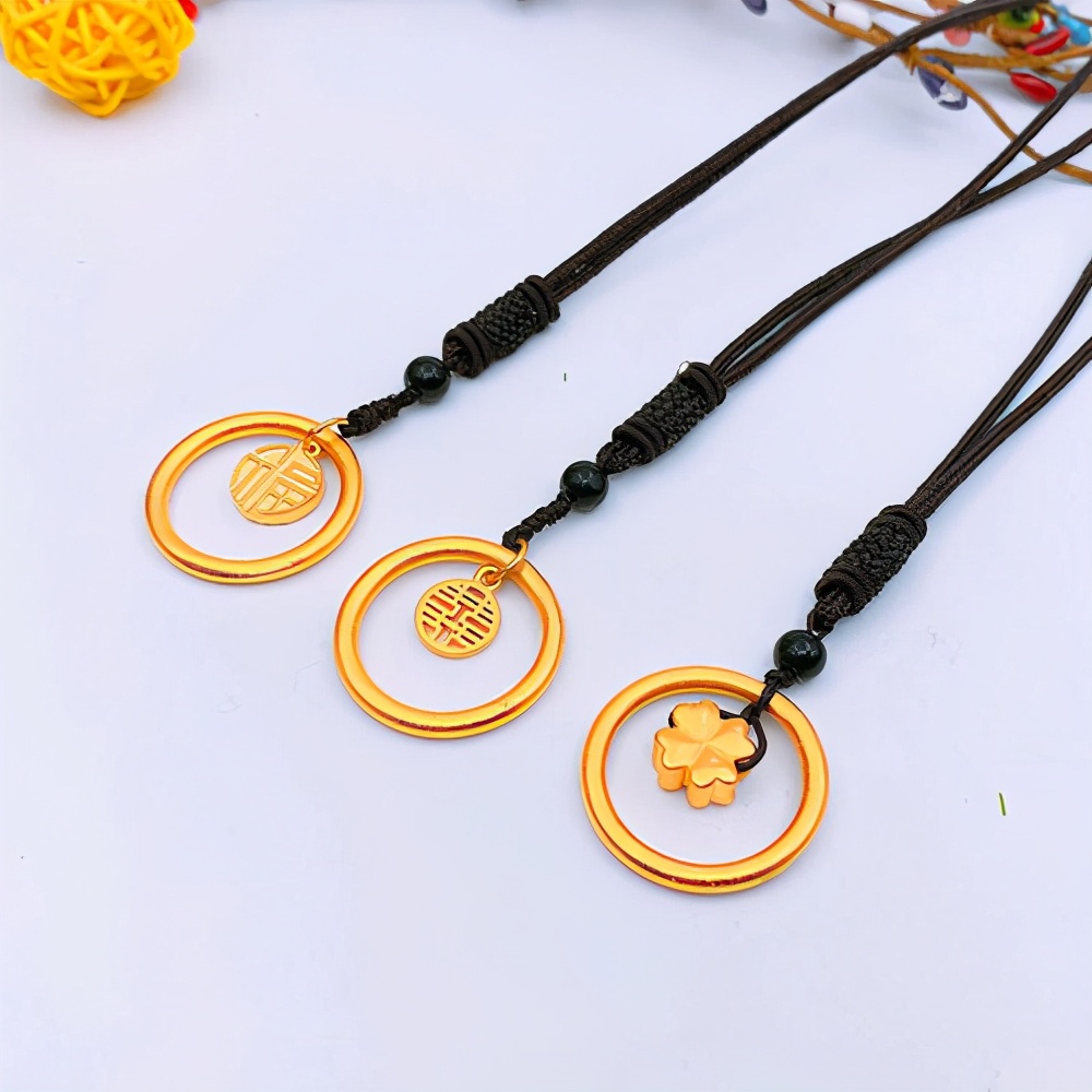 简单古法花纹黄金戒指,最近流行的古法黄金戒指