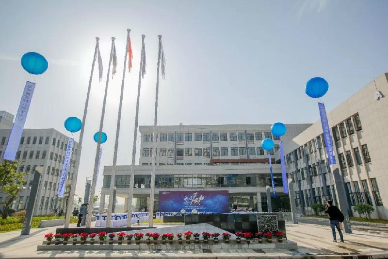 易瓦特无人机驱鸟护航,易瓦特无人机科技园