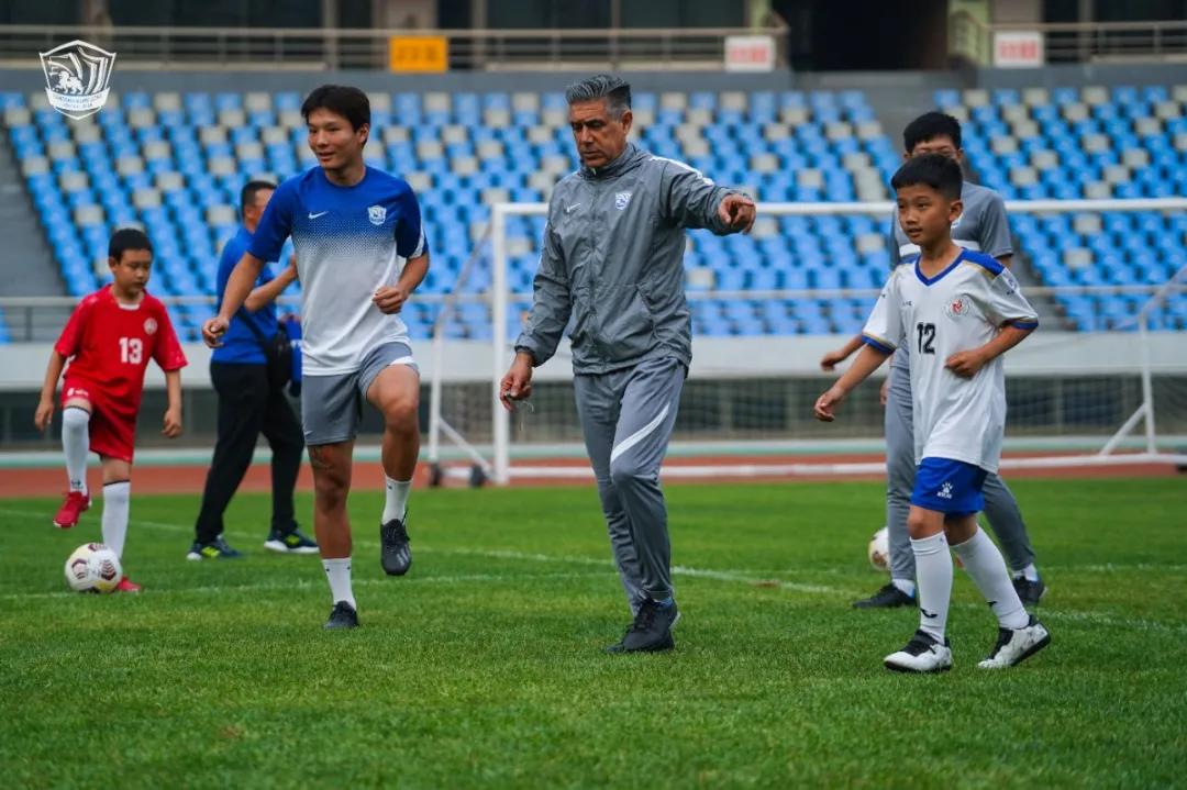 足球进中小学,足球进校园