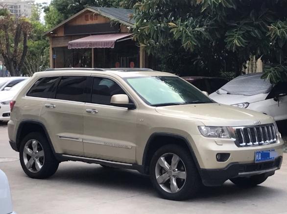 17年jeep大切诺基3.6二手的多少钱,jeep大切诺基二手柴油版