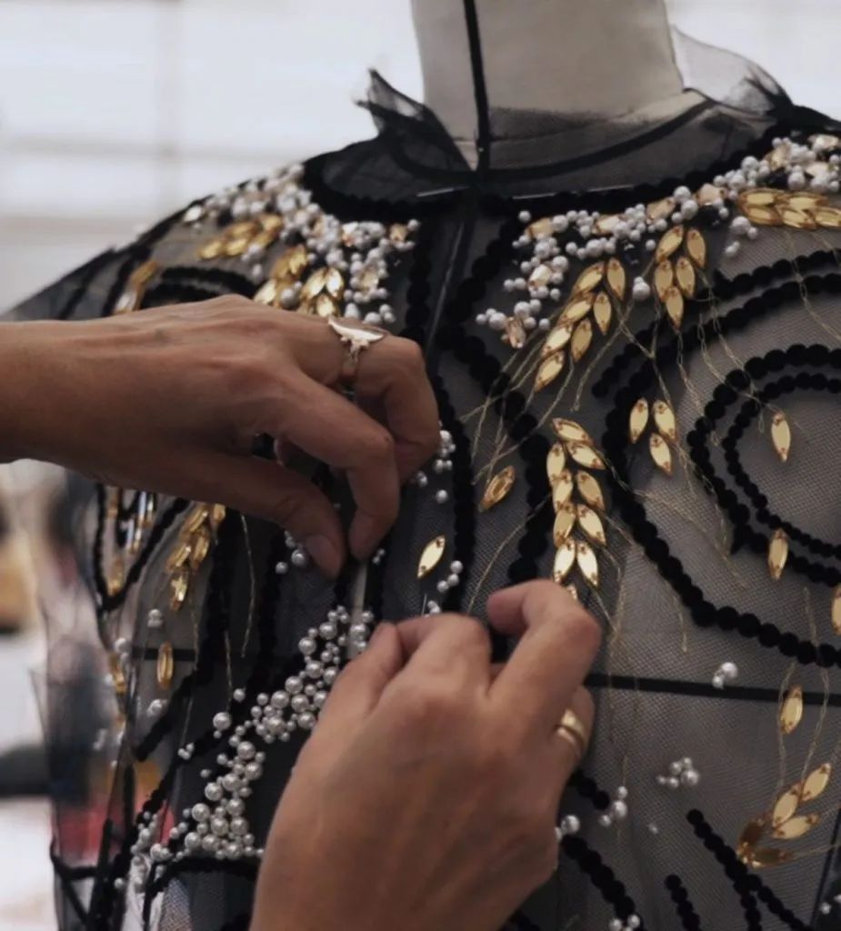 RR·TRENDS|OldMoney与NewMoney间的高定之争