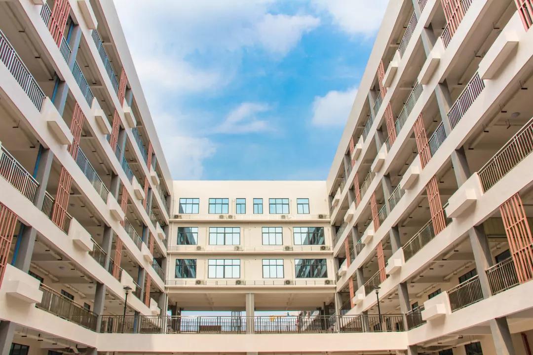 学考热门学校,学考热门专业院校