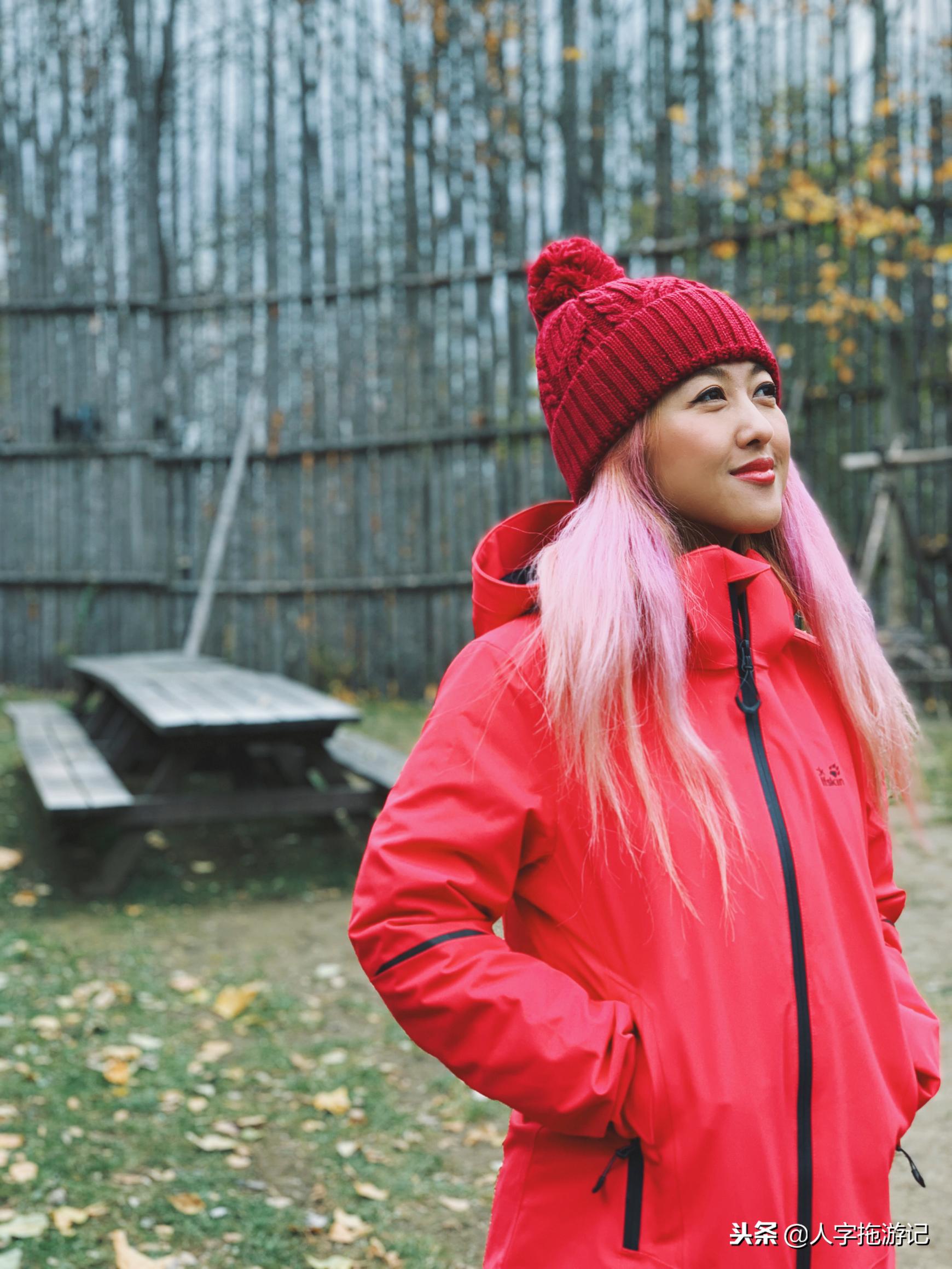 冬日极客,加拿大Wendake穿着狼爪去狼族