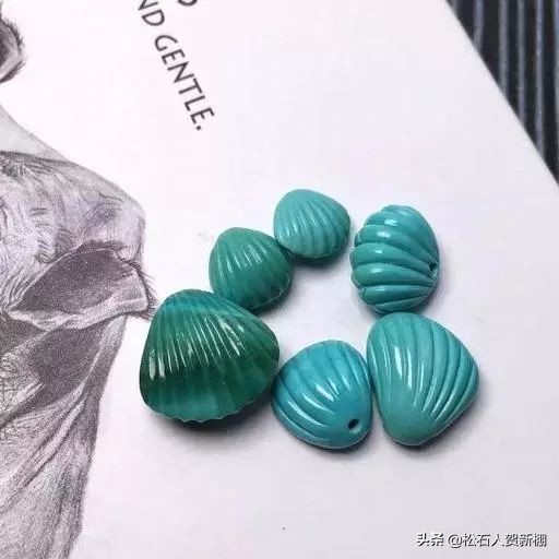 如何分辨绿松石的好坏,泡完油的绿松石怎么鉴别好坏