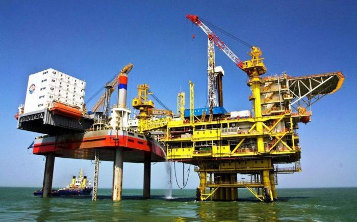 一个磕头机一次可以采多少石油,采石油的磕头机一天能抽多少石油