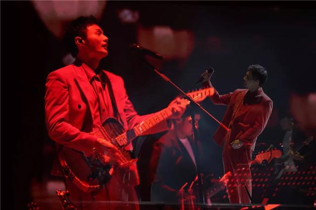 李荣浩跨年演唱会在哪个卫视2021,2021年李荣浩演唱会行程