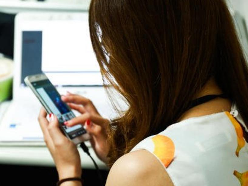 京东和淘宝手机哪个更可靠,淘宝和京东上买苹果手机