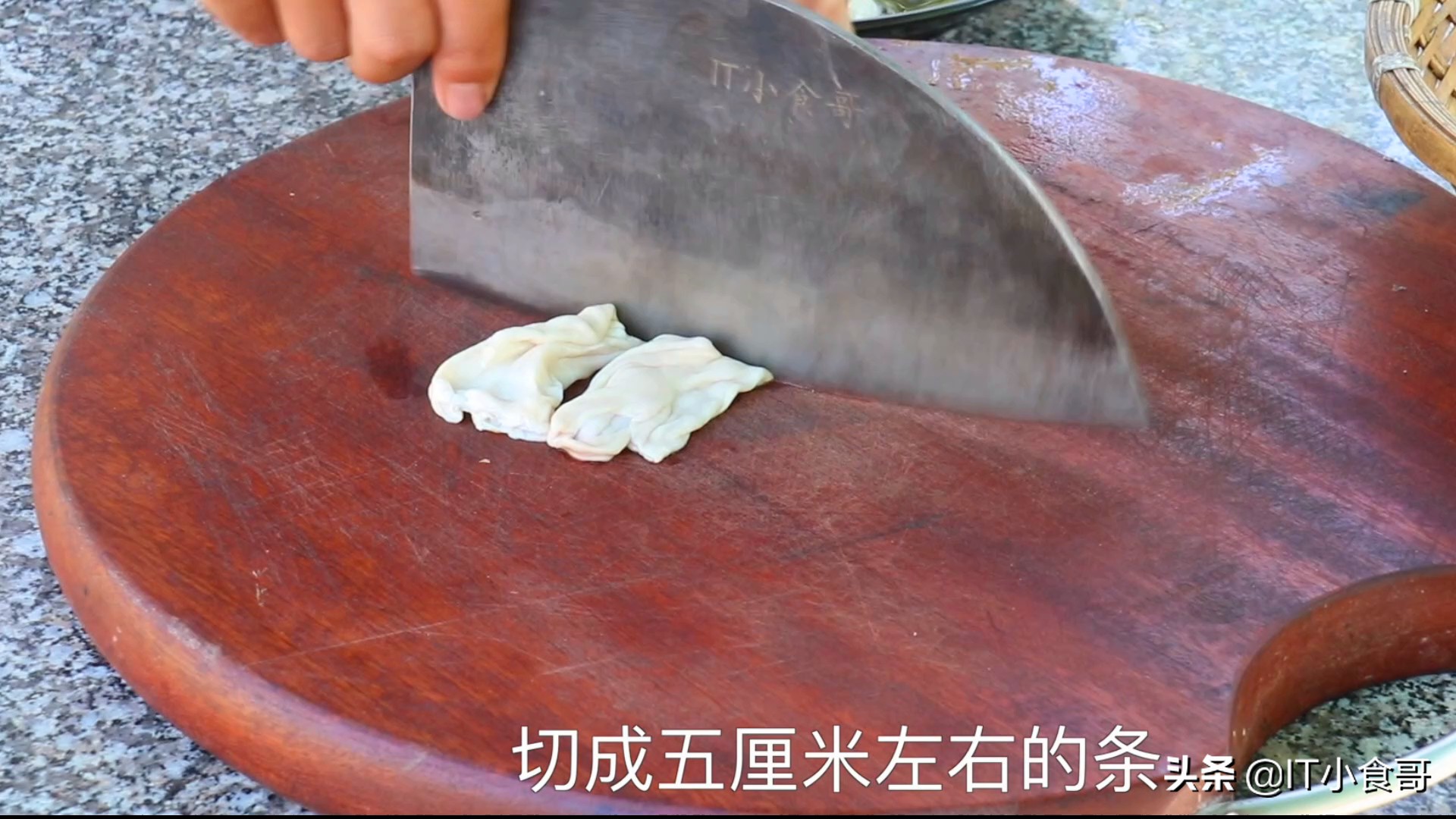 大葱烤肥肠的做法空气炸锅,烤的肥肠怎么做好吃