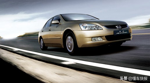 本田技术到底有多强,长期霸榜本田十代雅阁靠什么取胜