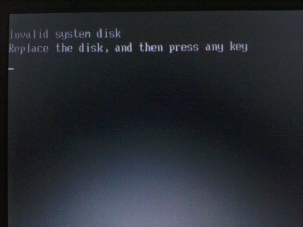开机显示invalidpartitiontable进不去,开机出现invalidsystemdisk怎么修