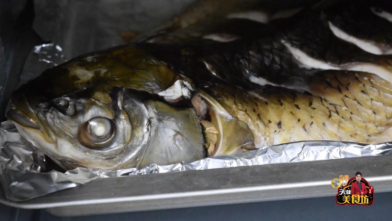 教你在家做秘制烤鱼不用烤箱,秘制烤鱼正宗做法