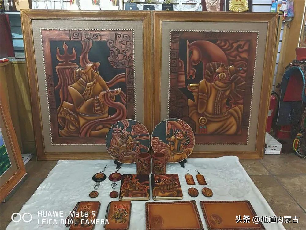 蒙古族手工皮雕包,蒙古族特色民间工艺