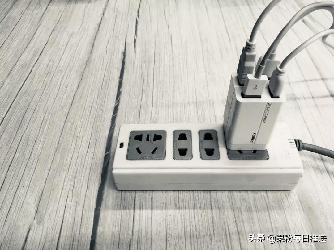 iphone快充头和ipad充电头,iphoneipad快充头