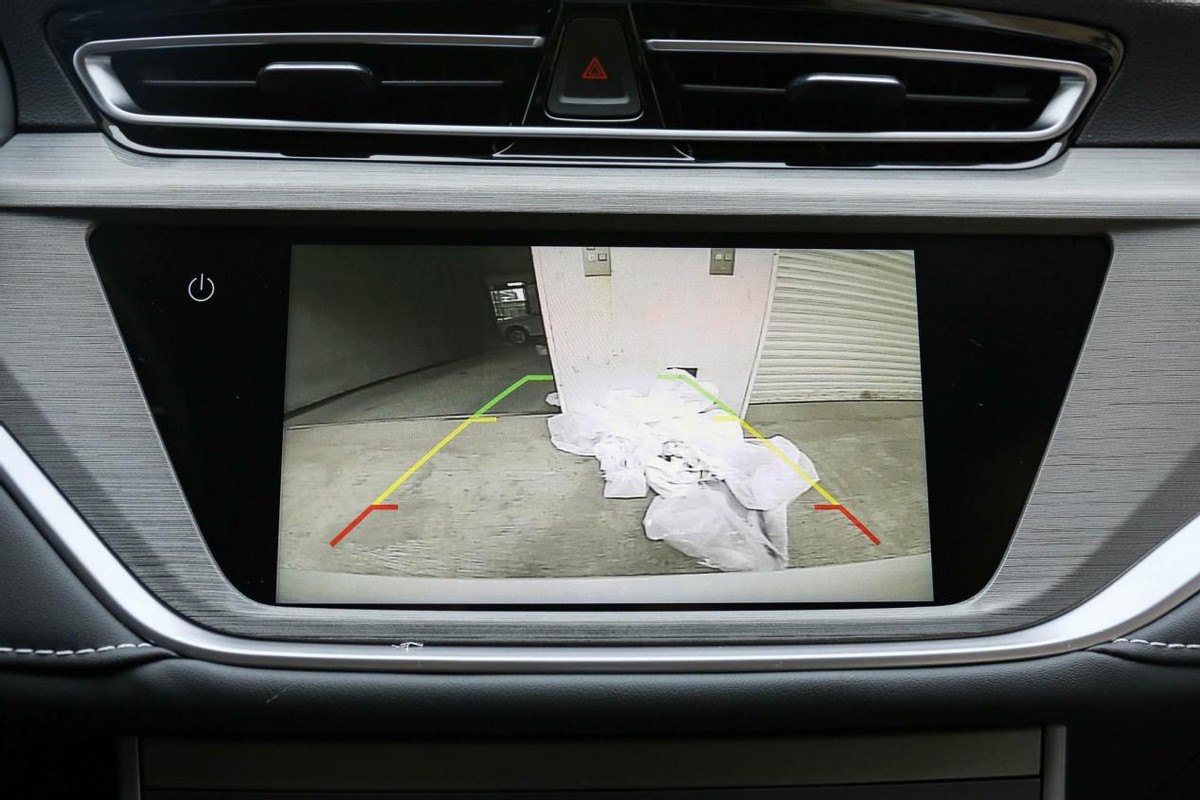 6-7万既省油而不输动力的车哪款好,6到10万买这5款车省油耐造