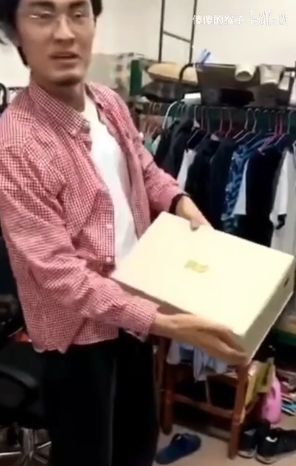 比孙笑川嘴臭、比药水哥真实，他活成了真正的抽象接班人