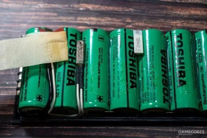 一百多块买个26年前的笔记本,我改了改,还能上网