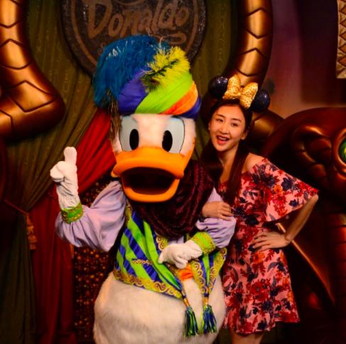 回顾何雯娜的成长经历,现在的何雯娜