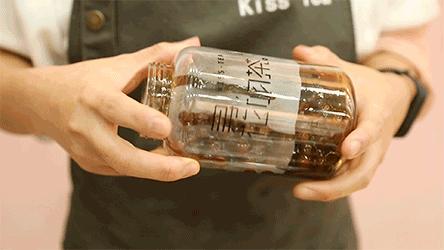 火爆全网的网红奶茶,网红火爆的奶茶店