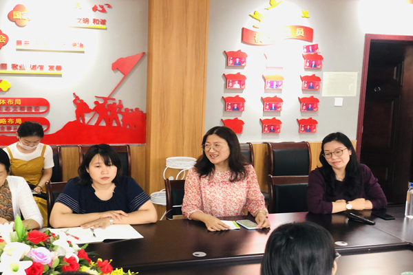 郑州74中:互动分享、集体教研,促进师生共同成长