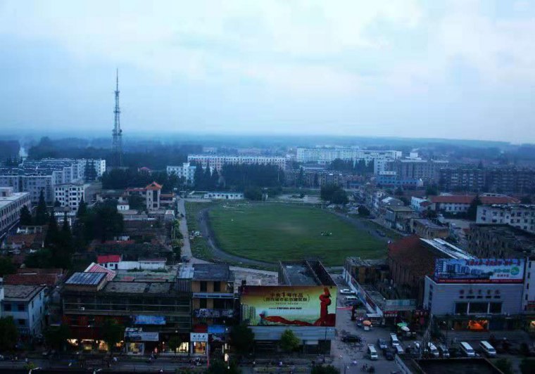 洪泽“足球小子”楚兵:大手牵小手,共筑足球梦