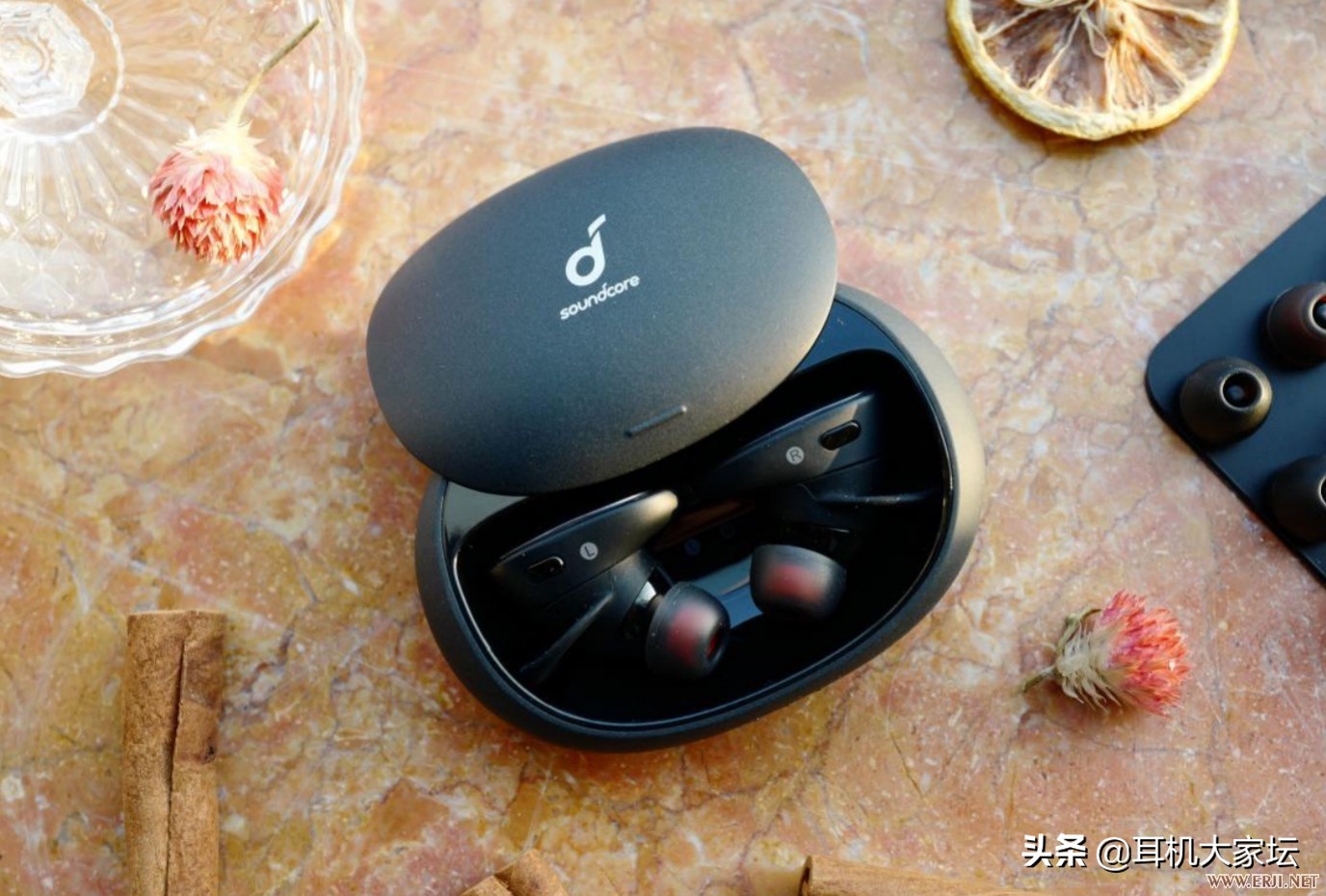 soundcoreliberty2pro只连接右耳,声阔liberty2pro无线耳机降噪测试