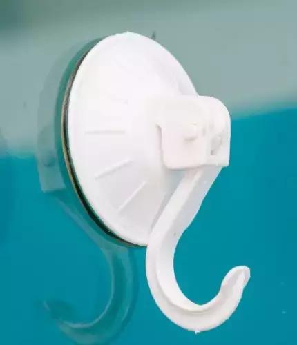 怎么挂吸盘挂钩不易掉,吸盘挂钩总往下掉一招让它变牢固