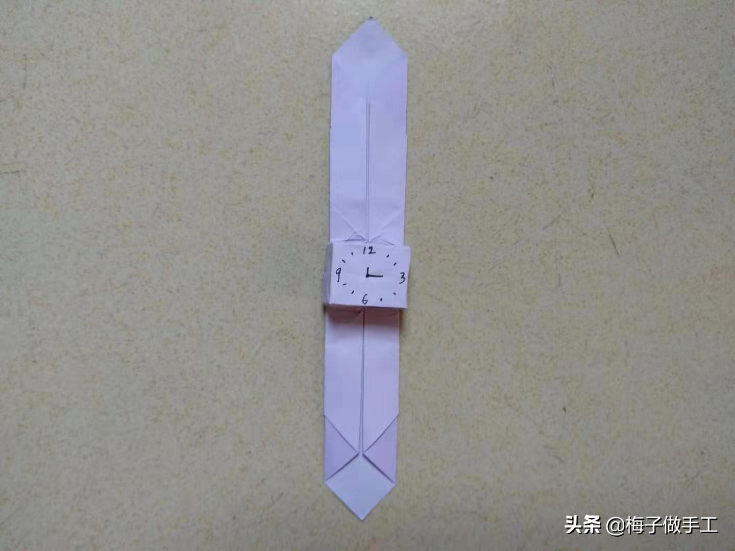 纸折手表的折法,纸折手表该怎么折