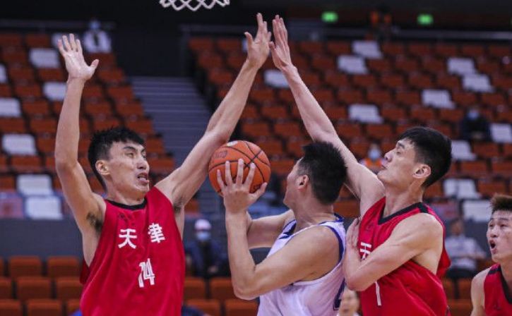 朱传宇新疆队篮球集锦,朱传宇新疆男篮打了几年