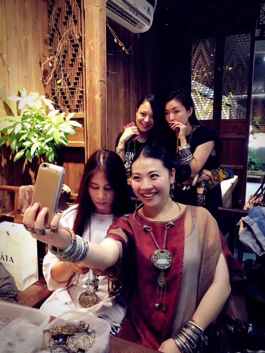 长命锁护身符对宝宝有什么好处,银手镯护身符长命锁红绳的意义