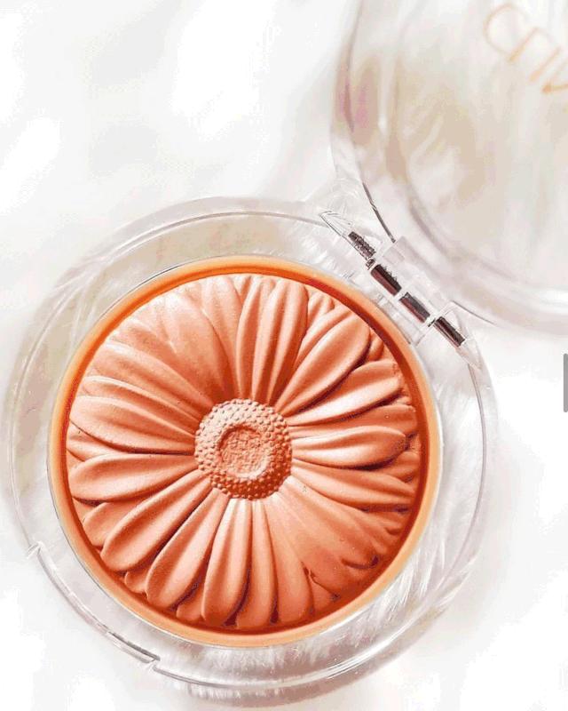 年度必买的10种彩妆,彩妆年度必买清单